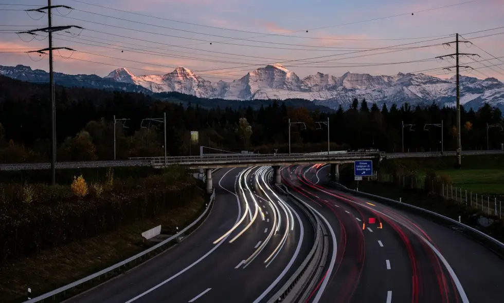 Sistemi i transportit zviceran dhe blerja e vinjetës për autostrada