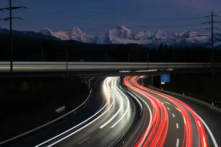 Autostradat e Zvicrës: blerja e vinjetës në vitin 2026 thjesht dhe shpejt